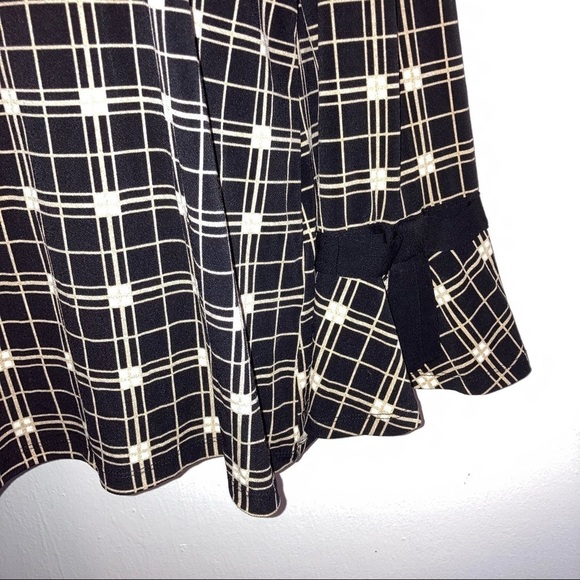 Charter Club Stretch Long Sleeve Plaid Top XL Black Tan - Picture 2 of 7